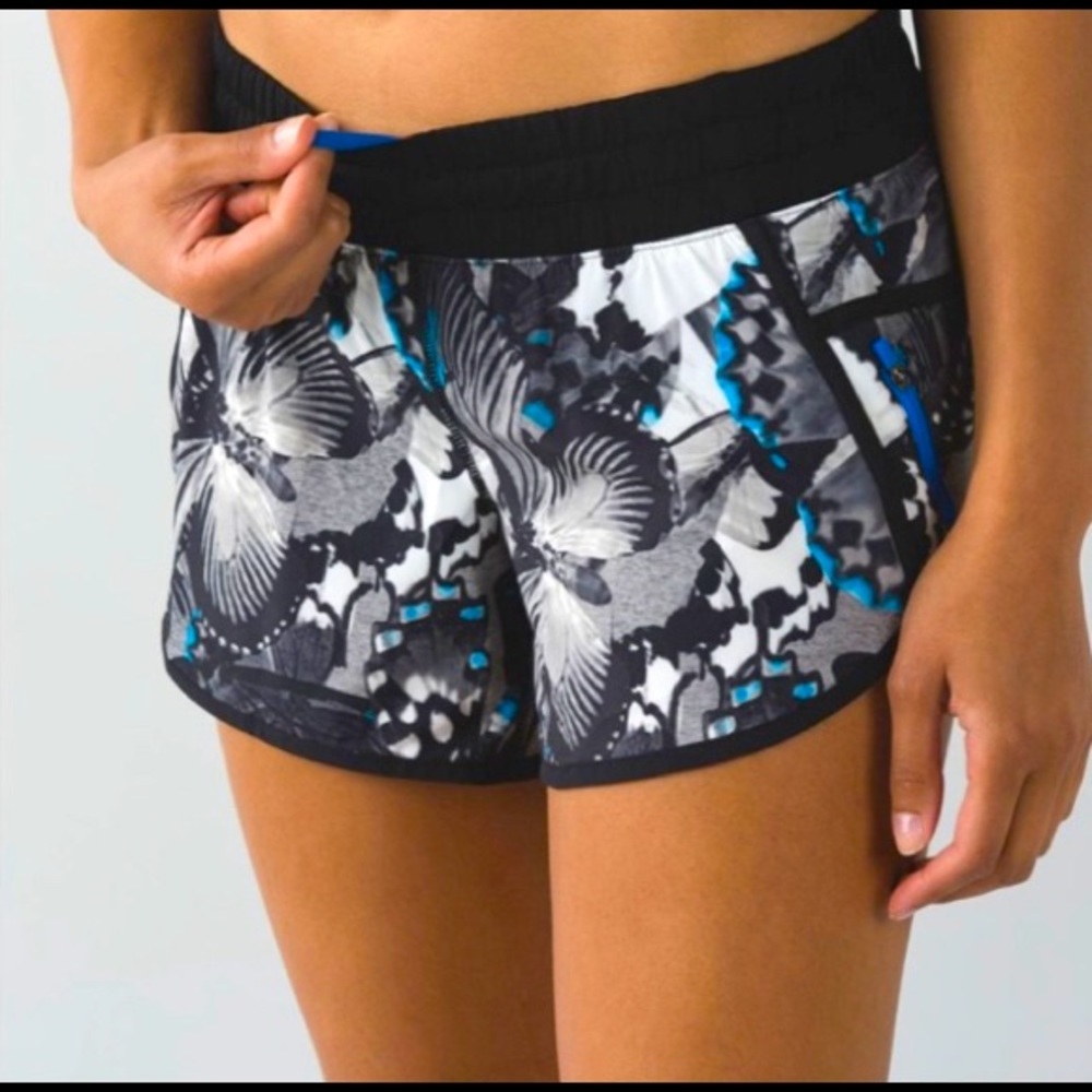 Lululemon Tracker Short III Floral Butterfly 4
